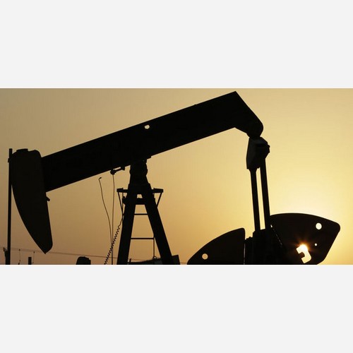 Petrol ABD’de üretimin artması ile düşüşünü sürdürdü