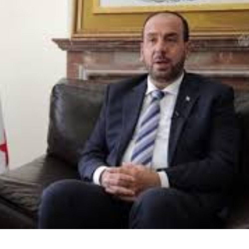 Suriye muhalefeti Başkanı Hariri: ”SDG-ABD petrol anlaşması ülke bütünlüğünü tehlikeye atan bir...