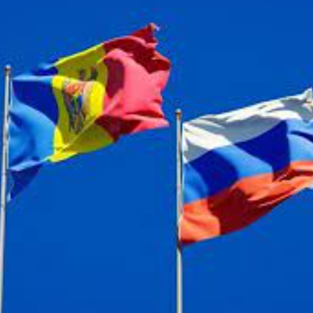 Moldova, şiddetli enerji kriziyle boğuşurken ilk Rusya dışında bir ülkeden gaz teslimatını aldı.