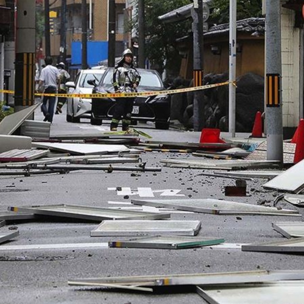 Japonya’nın güneybatısını vuran Haişen tayfununda 2 ölü, 100’den fazla yaralı